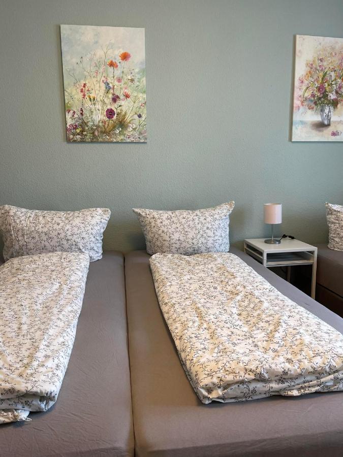 Top Lage 2 Zimmerwohnung Mit Balkon Und Bester Aussicht In Og 2 Links Rostock Ngoại thất bức ảnh